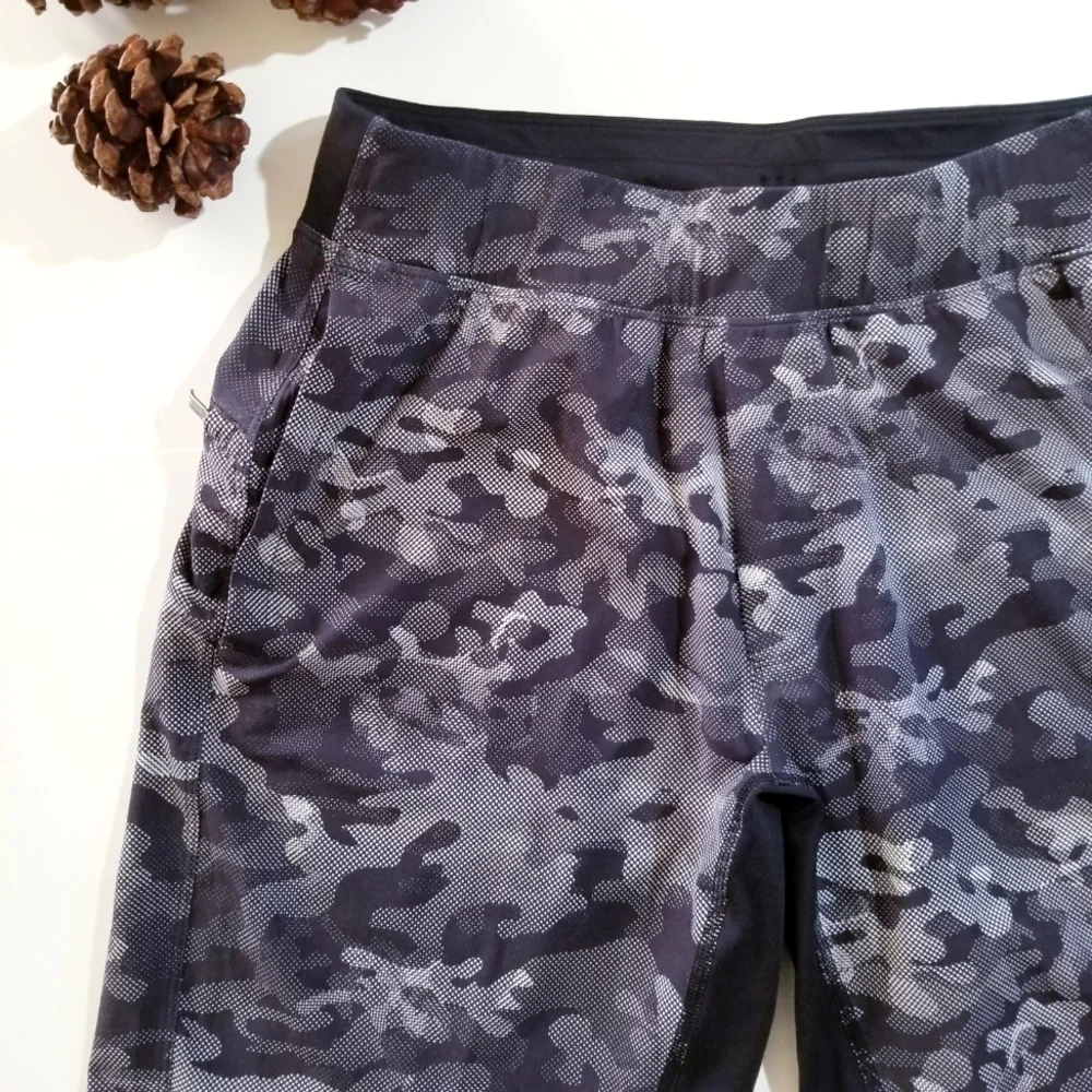 LULULEMON | T.H.E Short Linerless 9” Short Variegated Mesh Camo Black
